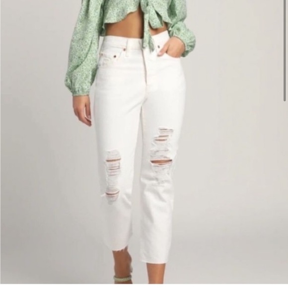 NWT Levi’s 501 White High Rise Straight Leg Distressed Raw Hem Jeans 27x32 - Picture 2 of 7